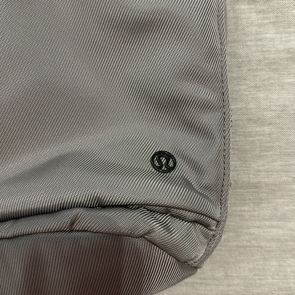 Lululemon carry onward rucksack - Picture 2 of 6